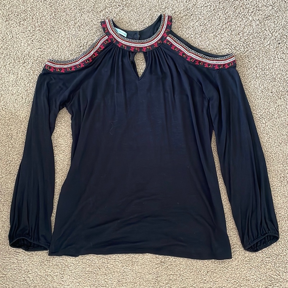 Open Shoulder High Neck Long Sleeve Shirt.